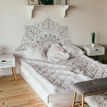 Cabezal dormitorio de vinilo para pared inspirado en mandala